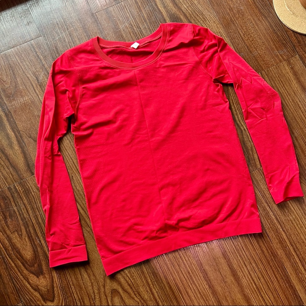 LULULEMON RED LONG SLEEVE